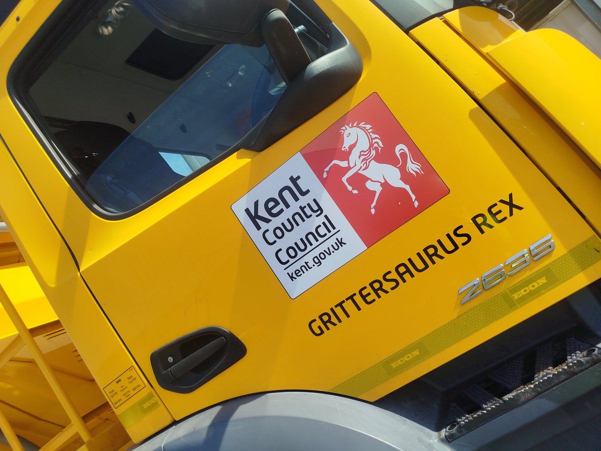 #GrittersaurusRex will be making his first journey out tonight after being named by <a href="/kmfmofficial/">kmfm</a> and their listeners.
Keep an eye out for it on Bluebell and Detling hill later today.