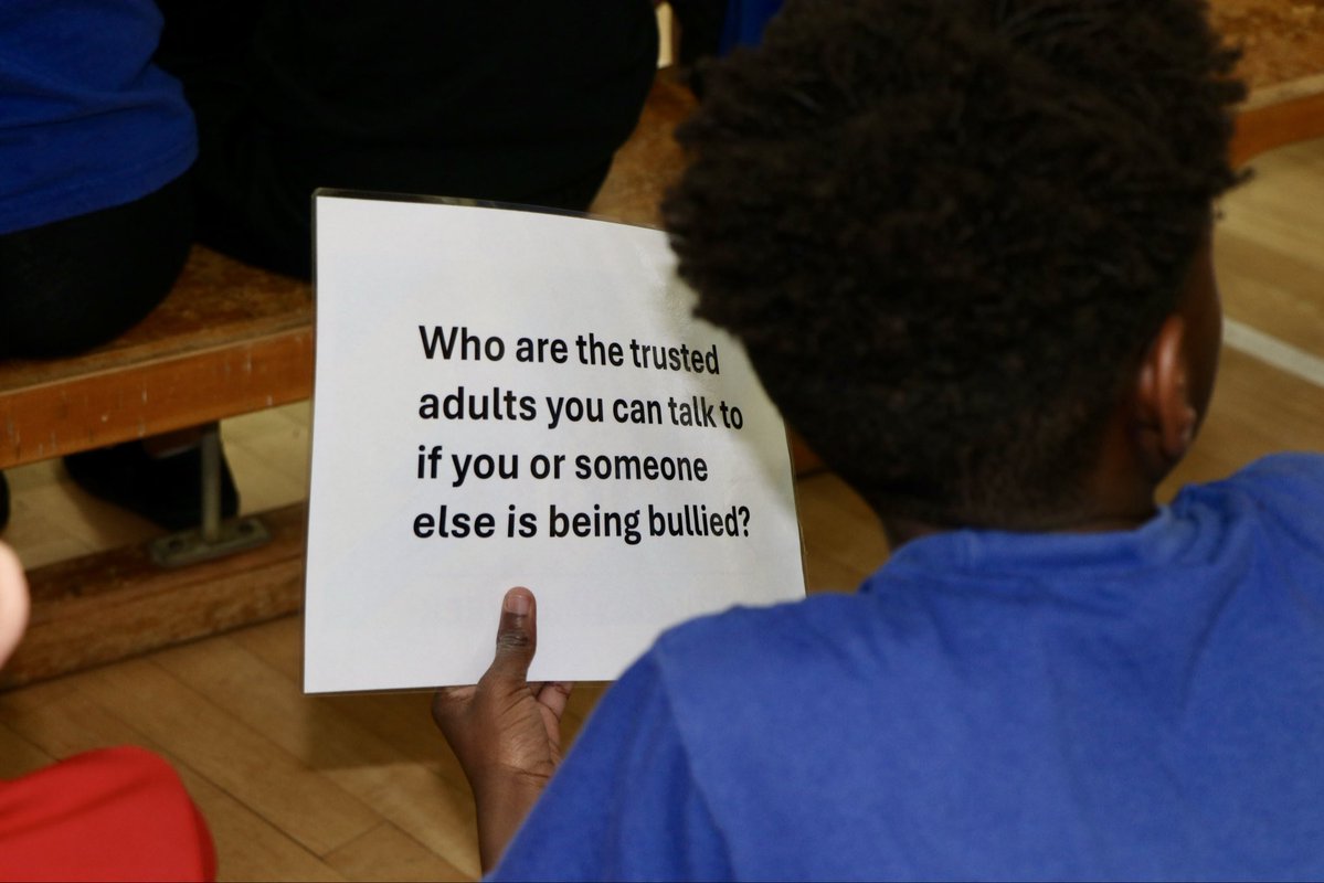 SBitC_CCFC's tweet image. SCHOOLS | The Education team have been on the road delivering Anti-Bullying workshops as part of the #PLPrimaryStars programme to partner schools 📚✏️ Raising awareness of the impact of bullying and who to talk to for support 🩵

Yesterday was a special workshop at @WLPSchool…