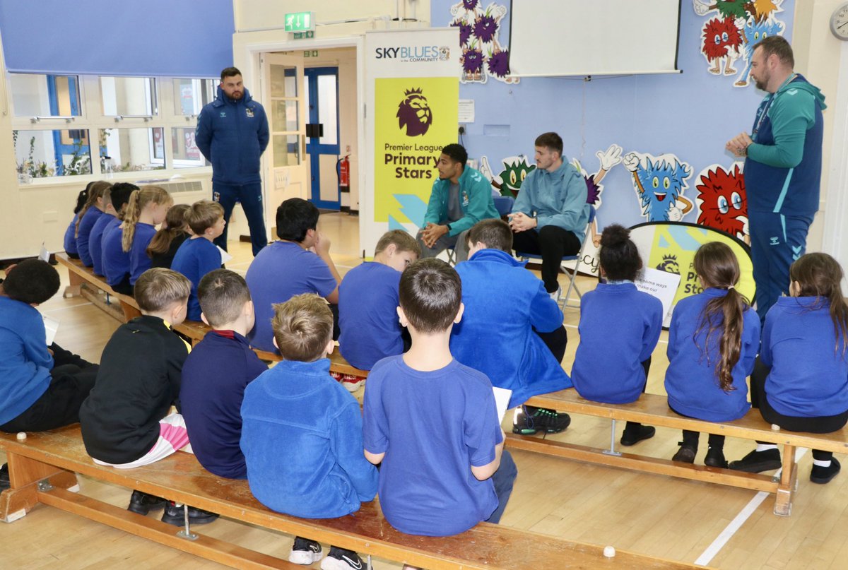 SBitC_CCFC's tweet image. SCHOOLS | The Education team have been on the road delivering Anti-Bullying workshops as part of the #PLPrimaryStars programme to partner schools 📚✏️ Raising awareness of the impact of bullying and who to talk to for support 🩵

Yesterday was a special workshop at @WLPSchool…