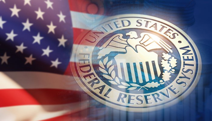 Fed yetkilileri arasında derin görüş ayrılıkları var ◀️

ABD Merkez Bankası içerisinde faiz politikasına yönelik görüş ayrılıkları tarihsel anlamda dikkat çekici seviyelere ulaştı. Eylül ayındaki ilk faiz indiriminden sonra Ekim ve Aralık aylarında iki indirim daha yapılabileceği