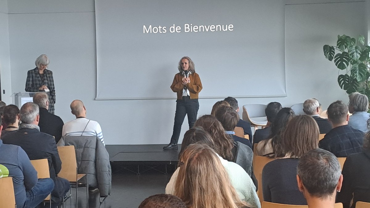 FondationOrange's tweet image. #FabLab &quot;Notre ambition, à travers le collectif, c&apos;est d&apos;aider à chaque jeune à prendre confiance et à devenir acteur de ce monde&quot;. 🫱🏻‍🫲🏼
Séverine Ozanne, Directrice du Mécénat Éducation à la Fondation Orange.