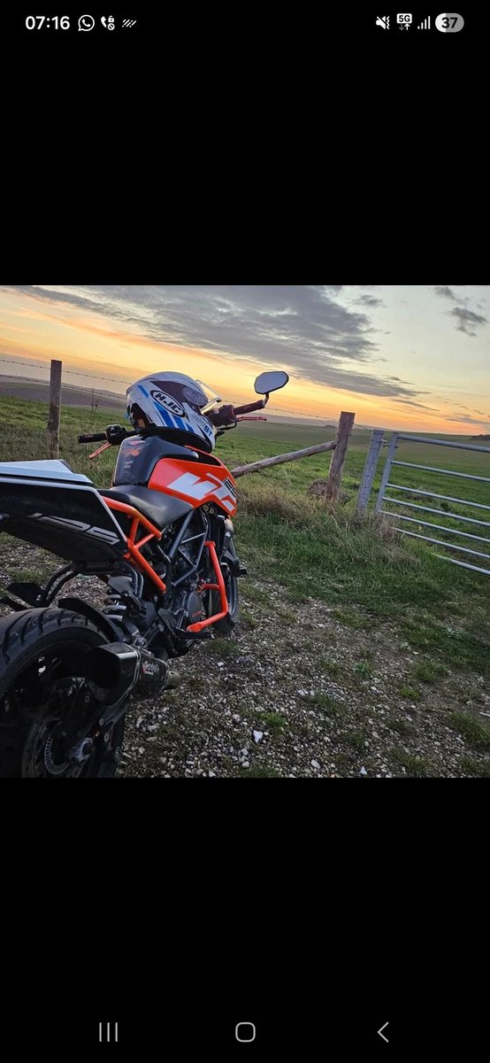 SussexIncidents's tweet image. STOLEN FROM EASTBOURNE HOSPITAL 
&quot;Hi all I have just worked a night shift at the EDGH and I have found out that my motorbike has been stolen
Its a orange and white KTM DUKE 125 please if anyone knows anything please contact me
Number plate - GD67UKC&quot;
