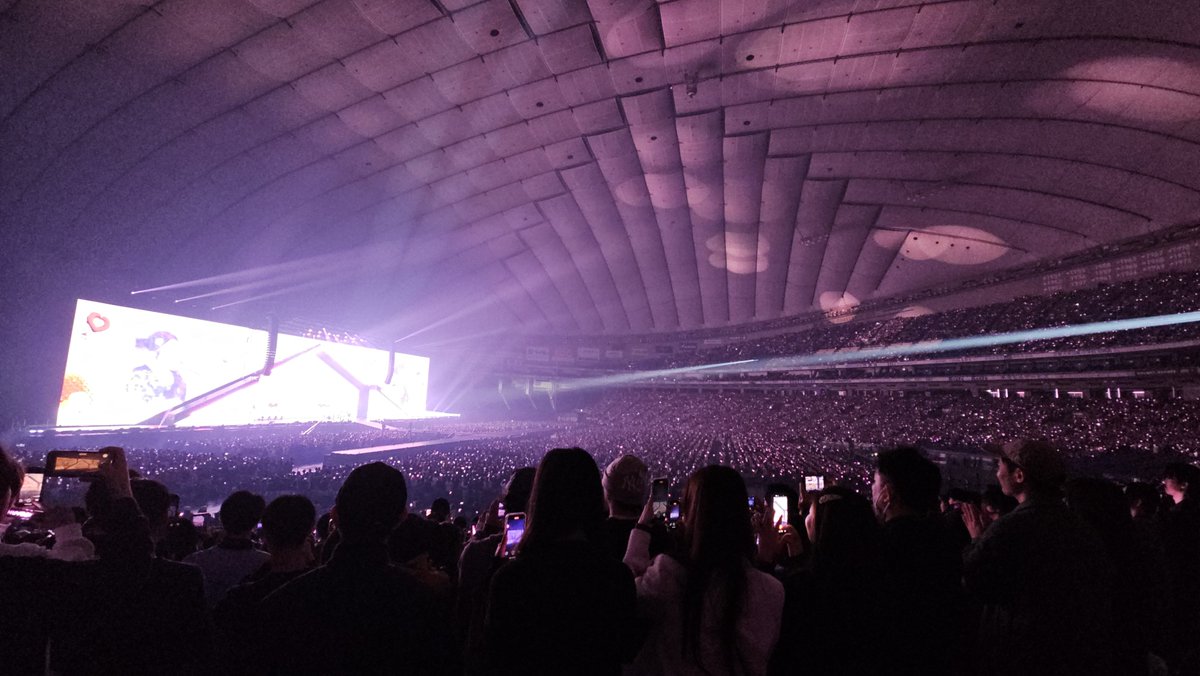 Two days of happiness. Glad to have made the trip. May not be active anymore or have the time but I'll always be supporting in the background.
#LE_SSERAFIM
#EASY_CRAZY_HOT_ENCORE_TOKYODOME