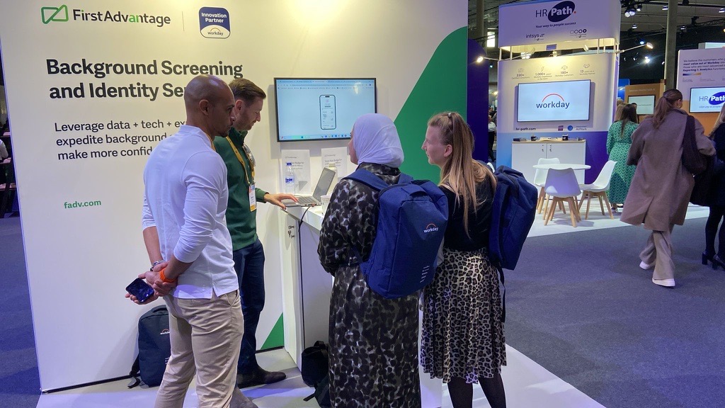 firstadvantage's tweet image. Staying cool here in Barcelona with @Workday! ☀️

Join us at stand 411 and tell us one challenge you&apos;re experiencing with your current #BackgroundScreening programme - we are here with solutions.

And be sure to grab a pair of shades on your way out. 😎

#WDAYRisingEMEA
