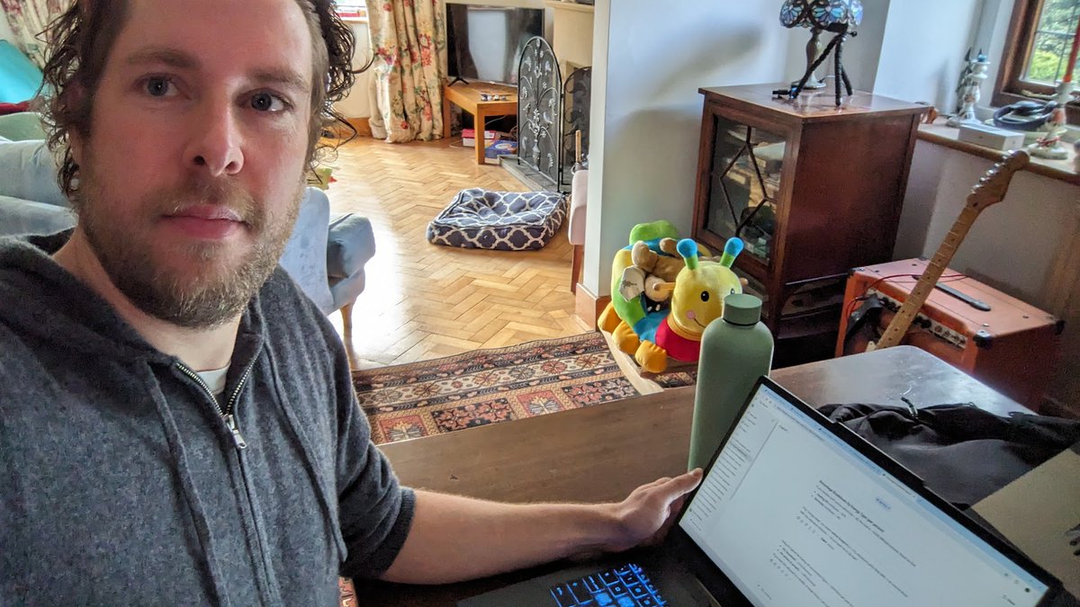 rcwhiteley's tweet image. I&apos;ve had this idea for 2-3 years, but didn&apos;t have the confidence to build it. Now, through working on other apps, I&apos;ve now built up enough knowledge to start it.

I&apos;m building a consumer carbon footprint tracking application. Other applications exist, but they don&apos;t have…