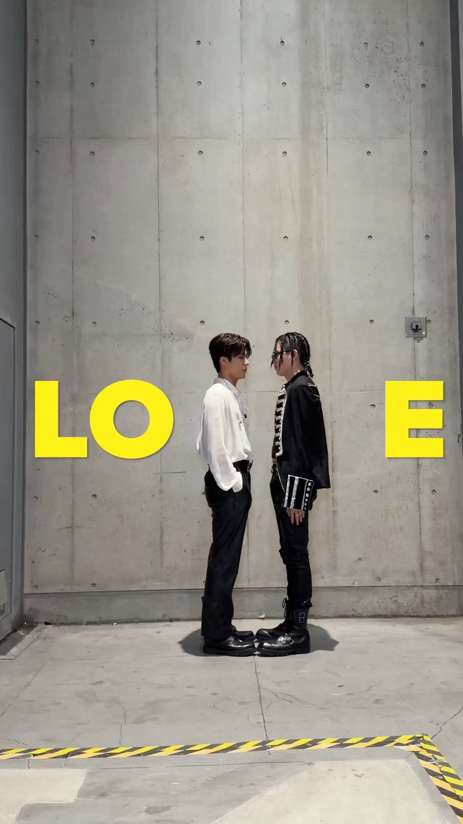 ayyokas's tweet image. ต้อนรับเฟ่รุจองด้วยสิ่งนี้เลยดิ (เอาอีก)