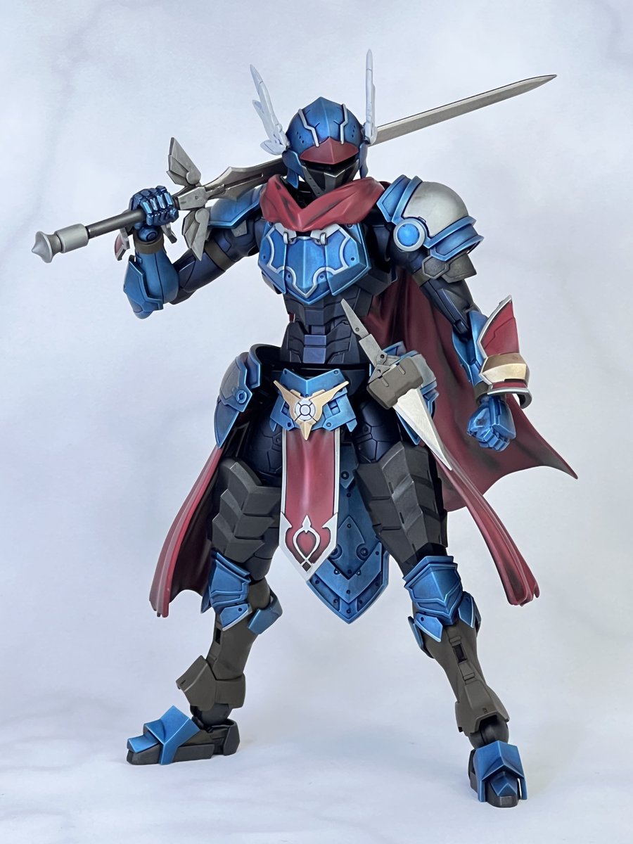 円卓の騎士クラウス】 CLASS：ナイト(Lv1) エレメント：水 所属：なし