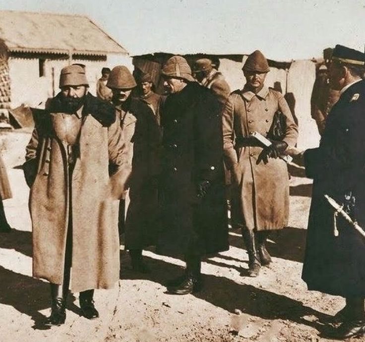 Cemal Paşa- Enver Paşa- Mustafa Kemal Paşa bir arada

#enverpaşa