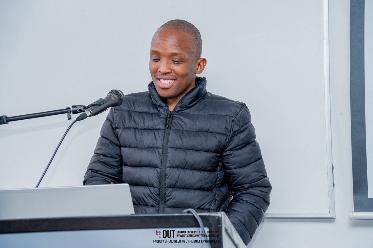 DUT_EBE's tweet image. The Department of Electronic and Computer Engineering successfully hosted its annual Research Day, bringing together students, academics, and innovators to showcase cutting-edge research and celebrate advancements in the field.

#dutebe #thefutureliveshere