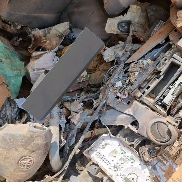 kerichocritic's tweet image. Two Officers Killed as Border Patrol Unit Vehicle runs over an IED between Kulan-Liboi road Garissa county.