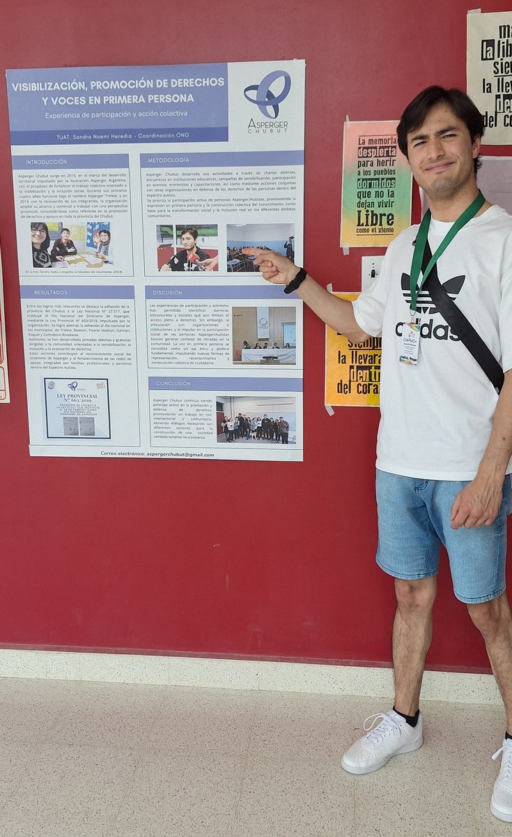 Aspergerch's tweet photo. El sábado 15 de noviembre estuvimos presentes en el 40 aniversario del Colegio Profesional de Psicólogas y Psicólogos de Chubut. 
Participamos en instancias de conversatorio, mesas interdisciplinarias, y debates.
Presentamos además un póster con nuestra historia y recorrido.
💜✊🏻 https://t.co/gpplZlgdND