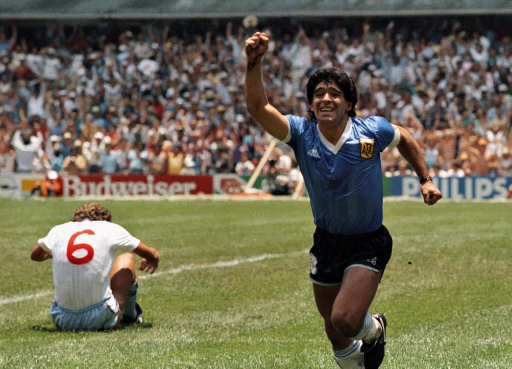 Maradona Pics Bot (@maradona_pics) on Twitter photo 