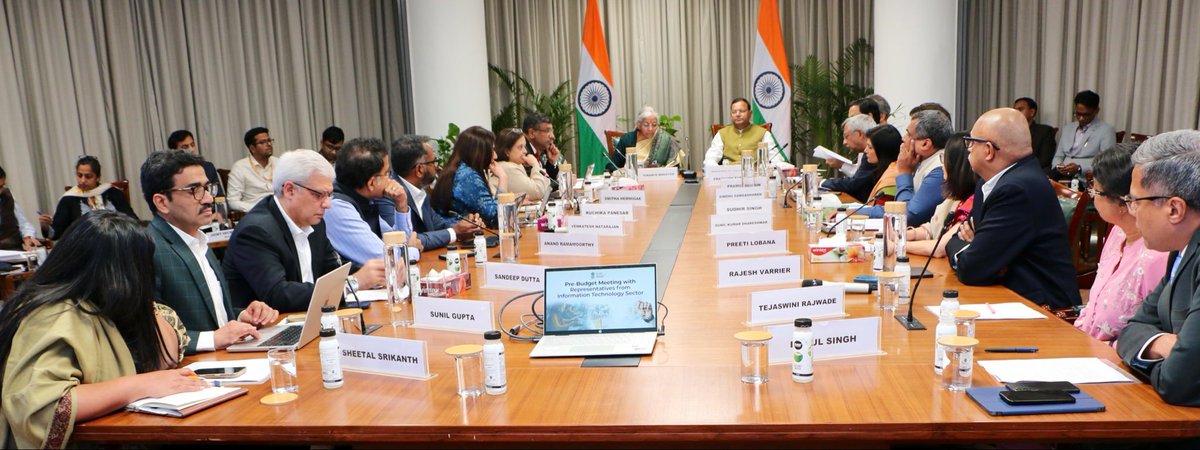 airnewsalerts's tweet image. Union Minister for Finance &amp;amp; Corporate Affairs @nsitharaman chairs the eighth Pre-Budget Consultation with the experts and stakeholders from the Information Technology #IT sector in connection with the forthcoming Union Budget 2026-27, in New Delhi.   

The meeting was also…