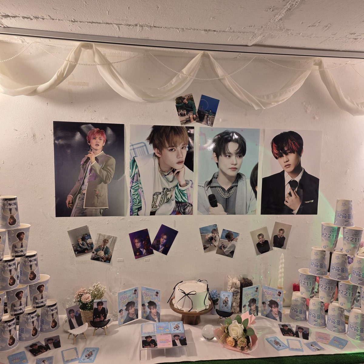 #RT #천러 생일 카페 오픈! 🎂
📢친구들에게 소식을 전해주세요! 💌

따뜻한 보이스 + 천사 미소 = 천러💚
러러랑 시즈니랑 행복 가득한 생일보내요~🌟

🎁기본 특전 + 디저트 특전
📆11/20(목) ~ 11/22(토)
📍카페 멜로우 (서울 마포구 잔다리로 30-11 1층)​​​

#러러_생일파티에_놀러와