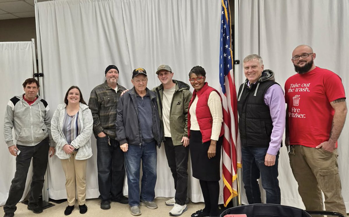 HarrisForSOS's tweet image. Great meeting last night with the Joliet Township Republicans; new ideas and real momentum.
Joliet residents, we want you involved! Let’s grow together. 🇺🇸

📲 Join us:
facebook.com/share/1D25gF8f…
