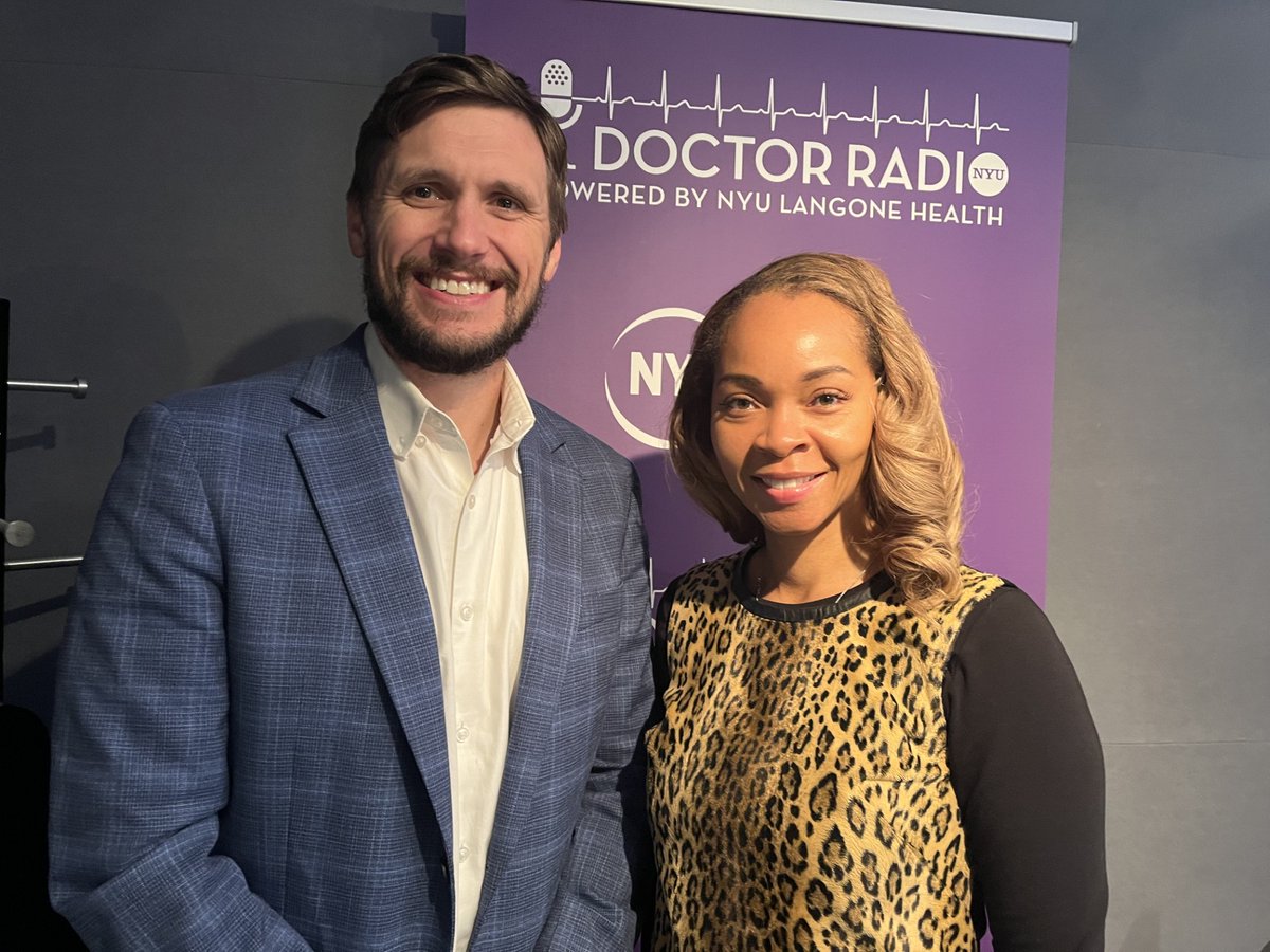 NYUDocs's tweet image. Do you have questions about pancreatic cancer? Medical Grand Rounds is LIVE. @DrHLofton is talking with Dr. Brock Hewitt @NYUGSOM and they are taking your calls at 877-698-3627. Shy? Email docs@siriusxm.com  sxm.app.link/DoctorRadio
