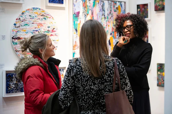mcrconfidential's tweet image. Manchester Art Fair is back! 🖼

Discover your next favourite masterpiece at Manchester Art Fair, 21–23 Nov 2025 at Manchester Central. 

Explore work from 500+ artists, from paintings and prints to sculptures. Browse the online preview and plan your visit.

🎟 Book now and use…
