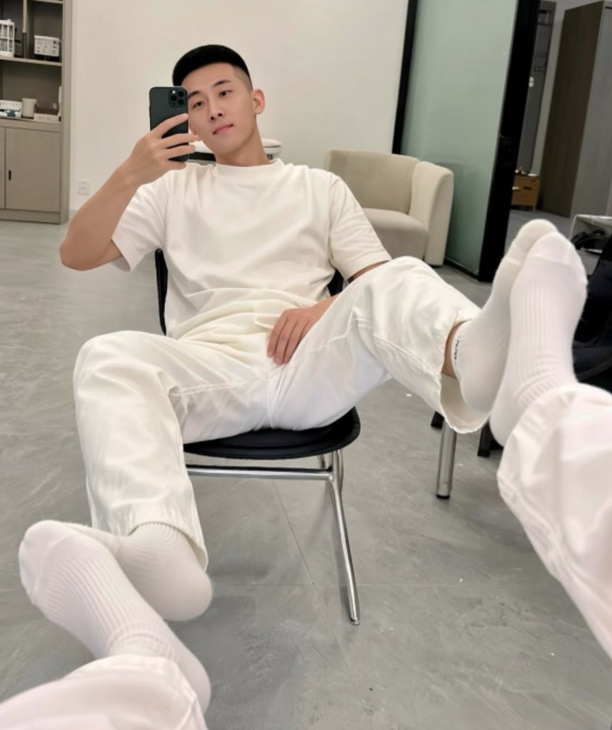 White Boy (@weiting0571) on Twitter photo 