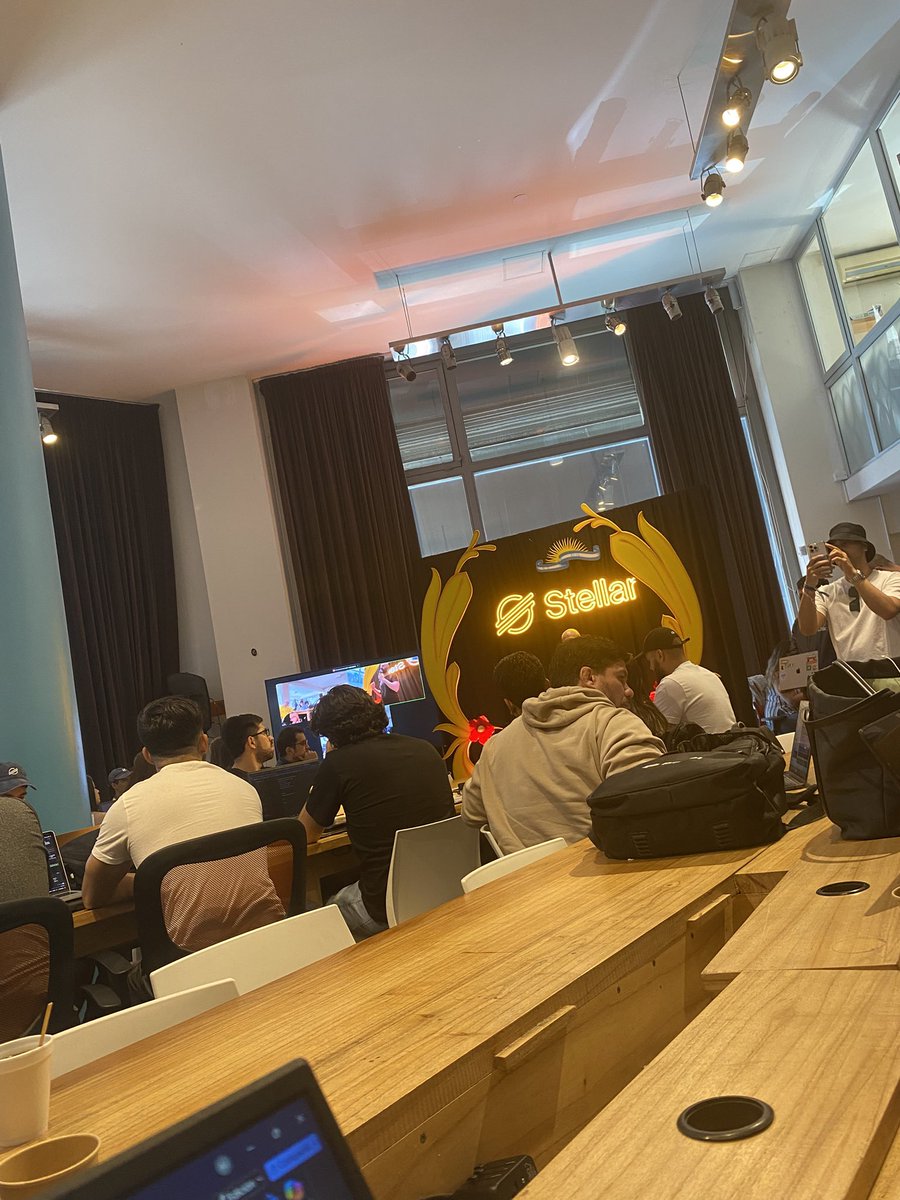andre_landii's tweet image. Seguimos con el tercer día del Stellar lab en la #stellarweek con más charlas increíbles 🔥

@TheBAFNetwork @StarMaker_LATAM