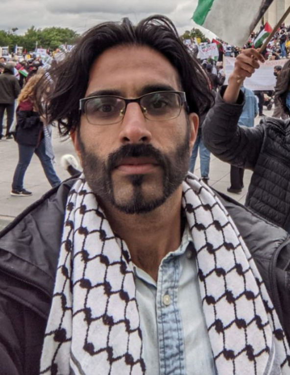 NizNellie3's tweet photo. 🚨 PART 2: Professor Bikrum Gill, Political Science, Virginia Tech:

No big deal, just a Canadian professor working in America, tweeting support for the Ayatollah and the Iranian regime. I'm sure none of this spills over into his courses.

2025 FEDERAL FUNDING: $453 MILLION 😭 https://t.co/vuQi0fcqwo