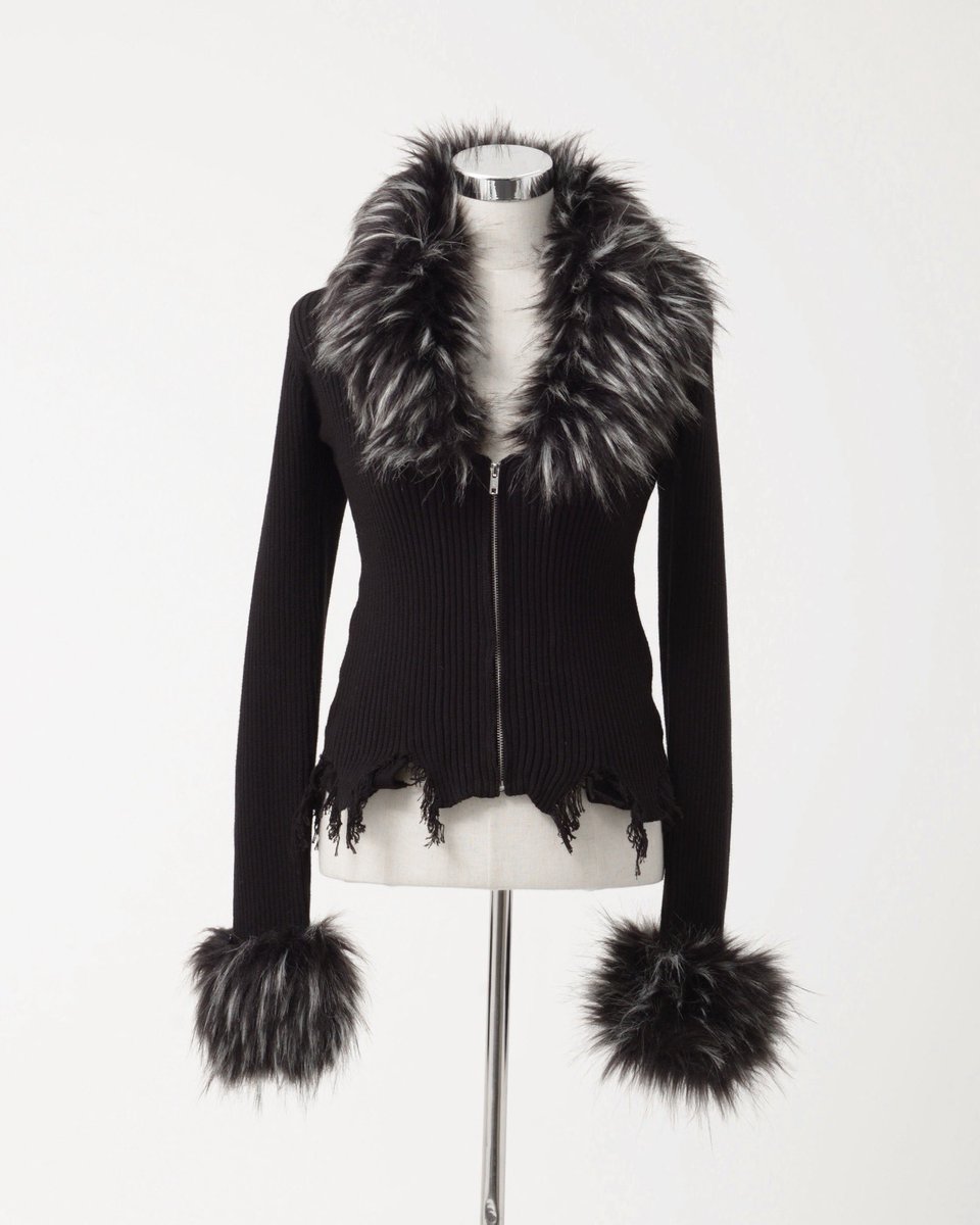 _REFLEM's tweet image. 👁‍🗨REFLEM(レフレム)
NEW ARRIVAL

ファー付きZIPニットカーディガン
¥15,180

11月20日（木）発売。
※札幌、福岡は配送遅延の為遅れる場合が御座います。

#reflem