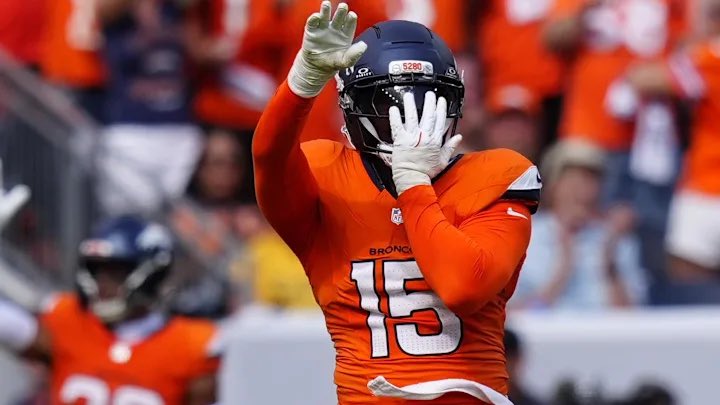 SleeperNFL's tweet image. Most sacks in the NFL (so far) this season:

49 - Broncos
48 -
47 -
46 -
45 -
44 -
43 -
42 -
41 -
40 -
39 -
38 -
37 -
36 -
35 -
34 - Falcons