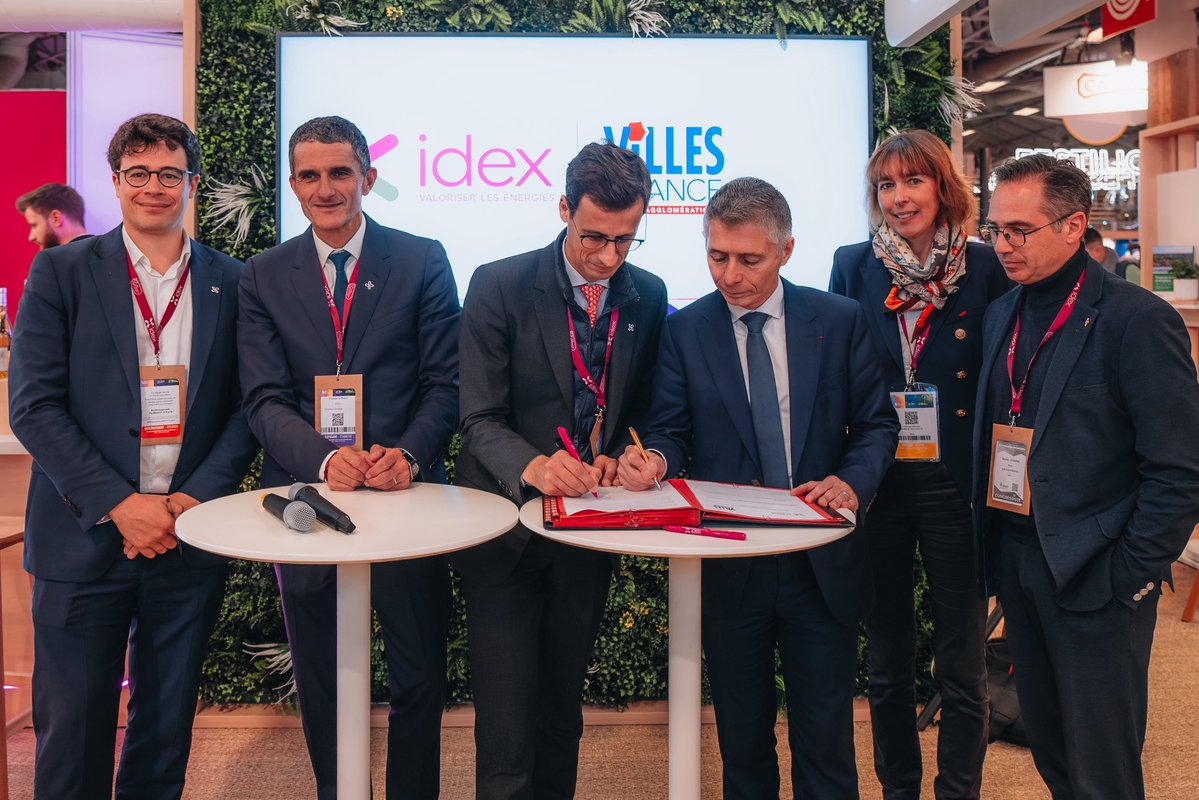 🇫🇷 𝗦𝗔𝗟𝗢𝗡 𝗗𝗘𝗦 𝗠𝗔𝗜𝗥𝗘𝗦 𝟮𝟬𝟮𝟱 

Échanges très constructifs avec <a href="/Idexgroupe/">Idex</a> aux côtés de Benjamin Fremaux, Thomas le Beux et en présence de <a href="/GilAverous/">Gil Avérous</a>, <a href="/MacarezF/">Frédérique Macarez</a> et <a href="/LeudiereNicolas/">Nicolas Leudière</a> ! 🙂‍↕️

<a href="/VillesdeFrance/">Villes de France</a> renouvelle son partenariat avec Idex pour accompagner les