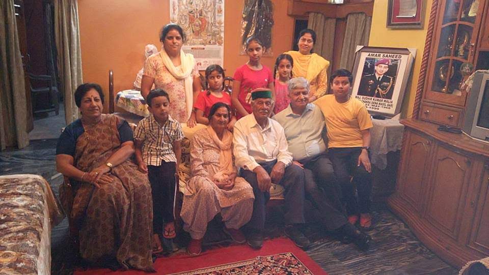 Very sad to learn that Sub Rulia Ram Walia (Retd), father of late Maj Sudhir Kumar, Ashok Chakra, Sena Medal* (my ADC when I was Army Chief) passed away in Palampur. Om Shanti 🙏
