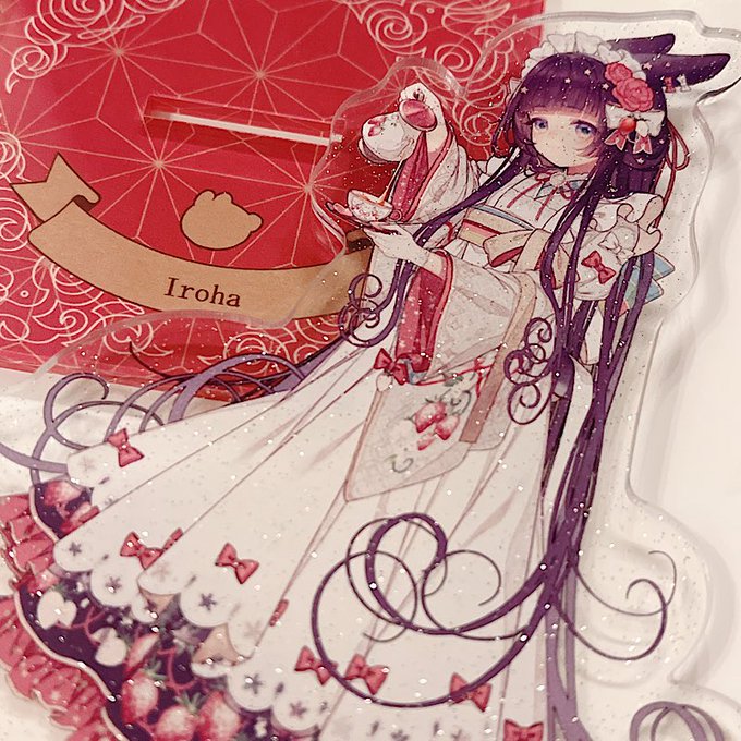 ゐろはちゃんアクリルスタンド届きました!ラメ入り+台座デザインありの特別仕様です!個展の子とほぼ同じサイズなのでならべて飾れます🐰✨

今回数が作れず少ないのですがお迎え検討されてる方はよろしくお願いします🙇‍♀️
#COMITIA154 