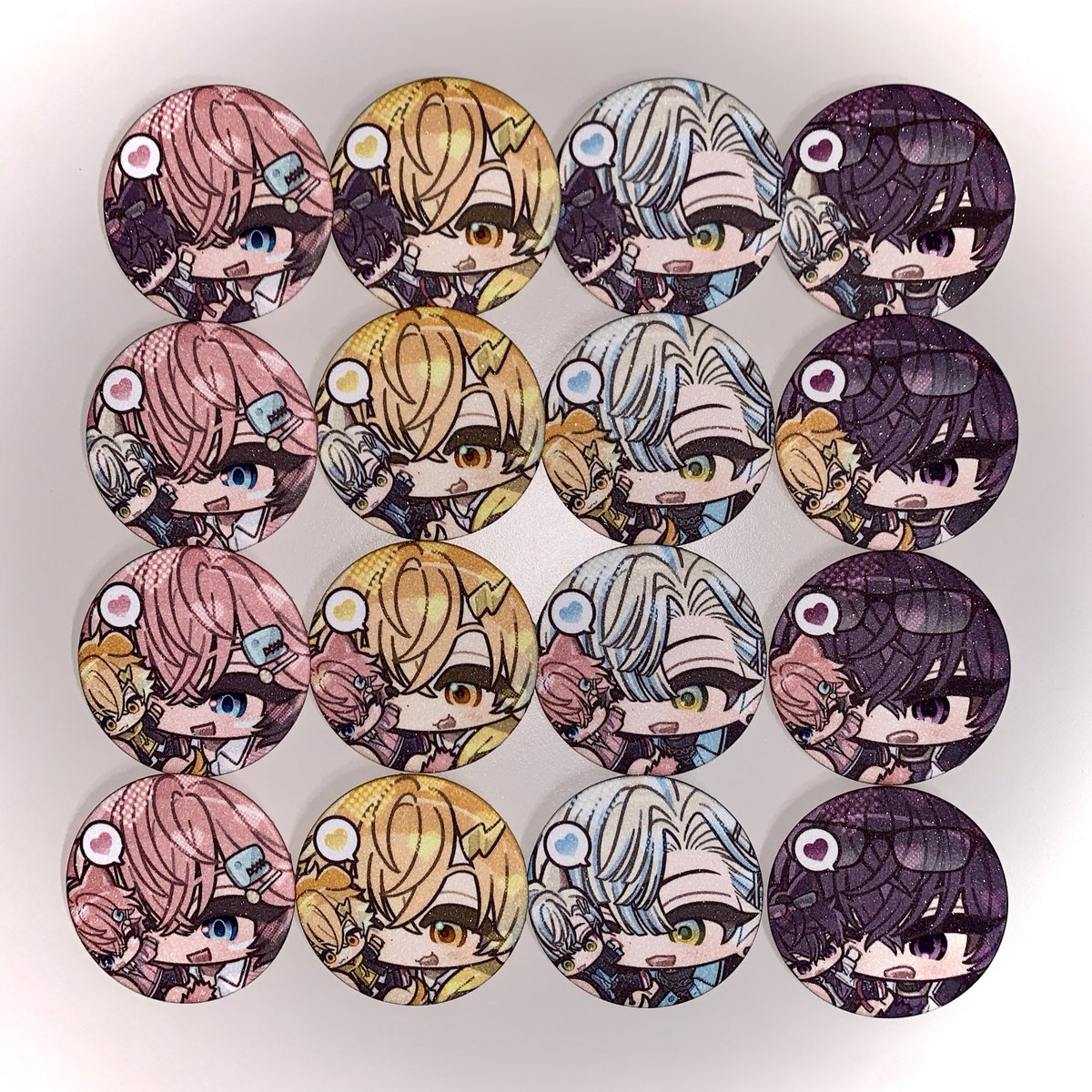 coco__cms's tweet image. 따로 계정이 없어 잠시 실례합니다 🙇🏻‍♂️

개인 소장용으로 니지산지 오리엔스 핀버튼을
만들었는데 덤을 너무 많이 받아서 나눔 합니다 😅

#RT 추첨 5분께 #핀버튼 보내드려요 ! 
(원하시는 조합으로 선택 가능. . . )