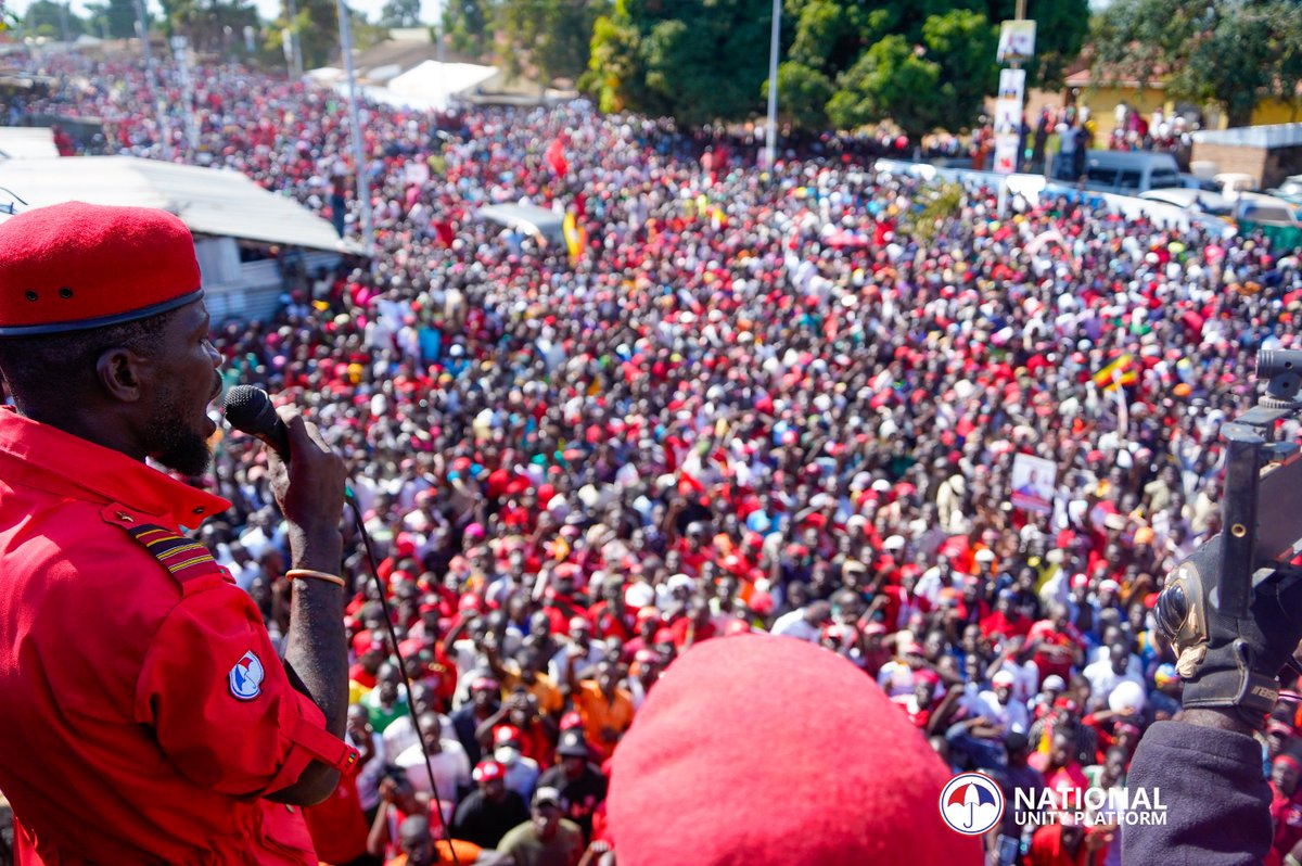 NUP_Ug's tweet image. This is Arua, where our humble story of the People Power movement gained traction. The spirit of defiance and patriotism still reigns supreme in our great people of Arua. Thank you for the warm reception.
#ANewUgandaNow
#ProtestVote2026 
#PeoplePowerOurPower