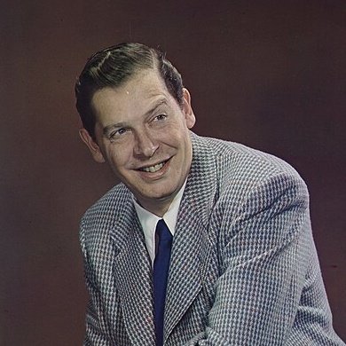 pipeshotgun's tweet image. It&apos;s like those anime inspired artists who don&apos;t like drawing exposed forheads so they always give characters some form of bangs, this is not a middle aged man from the 50&apos;s