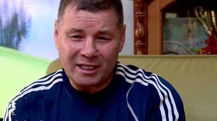 Сурвалжлагч:
Таныг мөнгөн медаль аваад ирэхэд тань монголд анх хэн хүлээж авсан бэ?
Үйтүмэн: Нэг гаалийн эгч🤣🤣