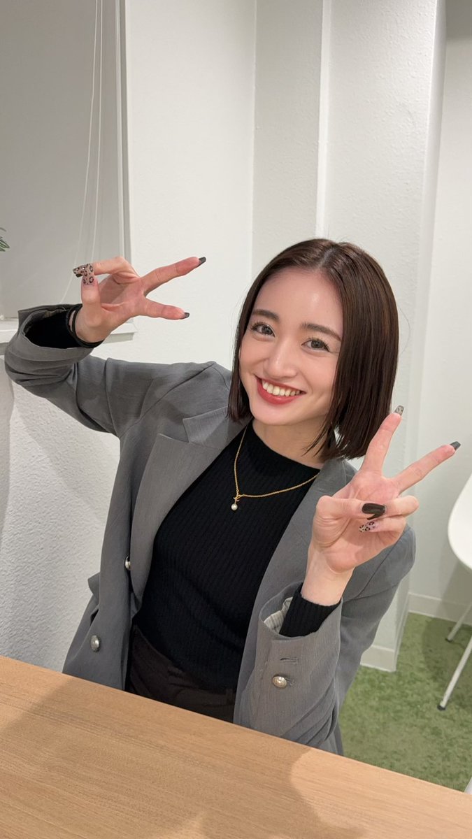 社内でX企画が始まって、
めちゃくちゃ盛り上がってる❤️‍🔥

代表から 「年内3000フォロワー」 の目標もらったので、
全力で駆け抜けます…！！

人事の方・広報の方とも
ぜひつながれたら嬉しいです☺️

そしてなんと… TikTok始めます！笑
さっそく撮影してきました〜🙌🏻