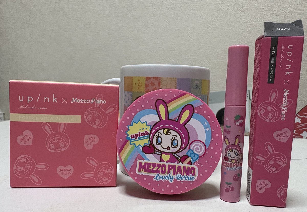 絶対欲しいと思ってた、今日発売のupink×メゾピアノのファンデとマスカラ買えた🫶嬉しい🥰