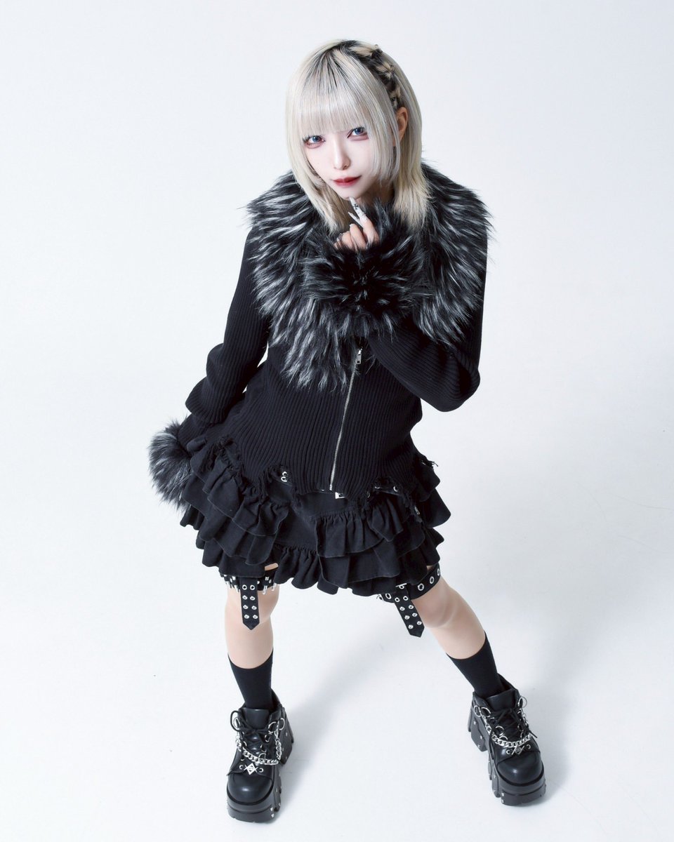 _REFLEM's tweet image. 【A&apos;GEM/9×.KOM ZOZOTOWN店】

11月20日(木)12時より販売開始

※下記URLよりご購入いただけます。

zozo.jp/brand/reflem/?…