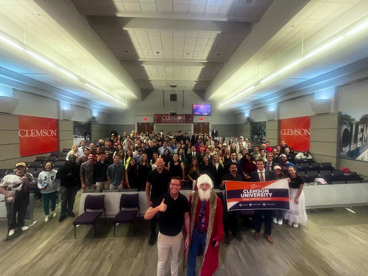 Incredible night at Clemson University.

A MASSIVE Thank you to the students who joined the conversation.

We talked about REAL problems facing young people. Job market, housing, student debt, mass deportations and a focus on America First.

This is what <a href="/TPUSA/">Turning Point USA</a> is about.

Onward