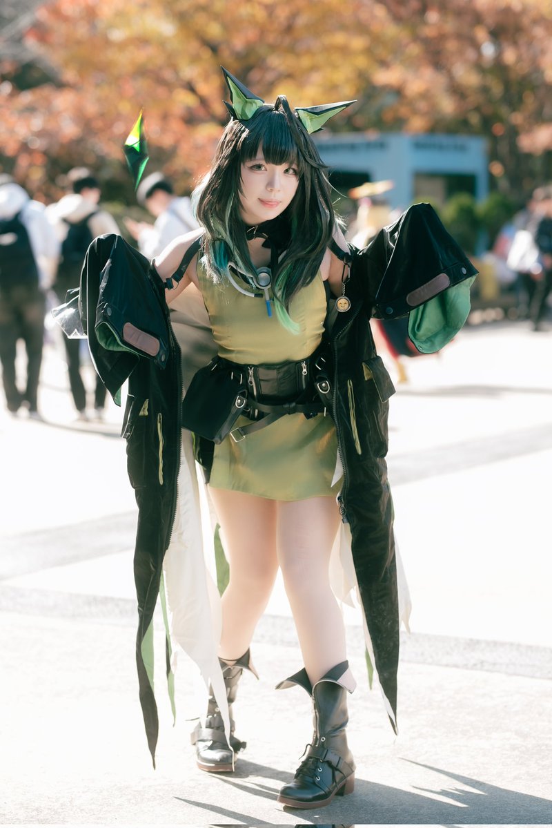 Mon3tr😈

#明日方舟
#Arknights

📸: <a href="/phototaillll/">묵음📸</a>