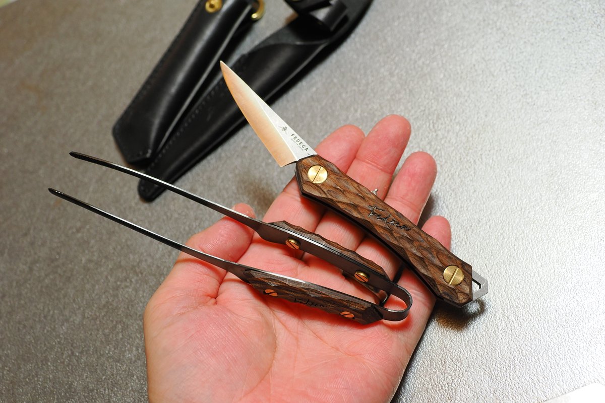 spriggan5884's tweet image. フェデカのミニトングを買いました。トレイルナイフとセットで使います。バイクツーリングにはこれくらいのサイズが楽しいです。#フェデカ #トング #アウトドア