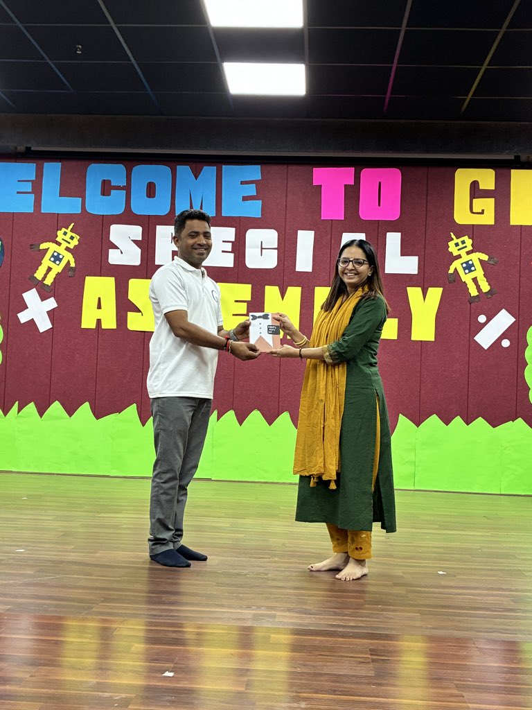 gisgondal's tweet image. Grade 9 spreading smiles this Men’s Day with heartfelt cards and badges.

#GISGondal #ModernMeetsTradition #SmartLearning #ValueBasedEducation #FutureReady #TraditionWithInnovation #21stCenturyLearning #HolisticGrowth #ModernEducation #InspiringMinds #learnleadgrow #HappyMensDay