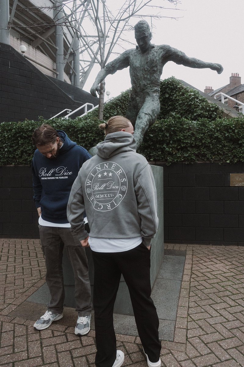 Class experience on Saturday shooting some stuff around St James’ for my brand Roll Dice.

Black Friday now live on the website for 15% off on all orders.
 
Follow the Instagram for more frequent updates!

📸 - @rolldice_clo