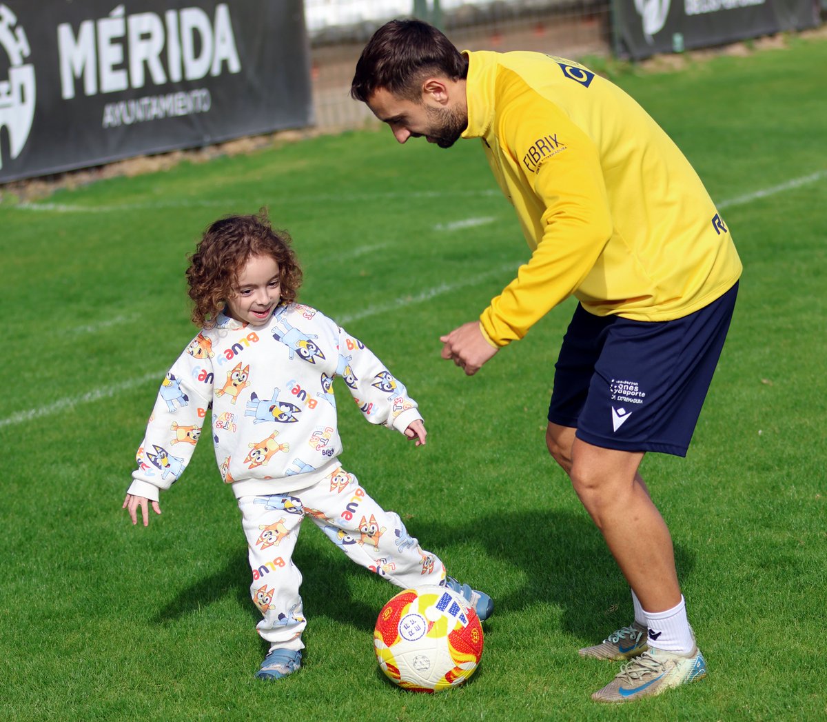 A.D. Mérida tweet media