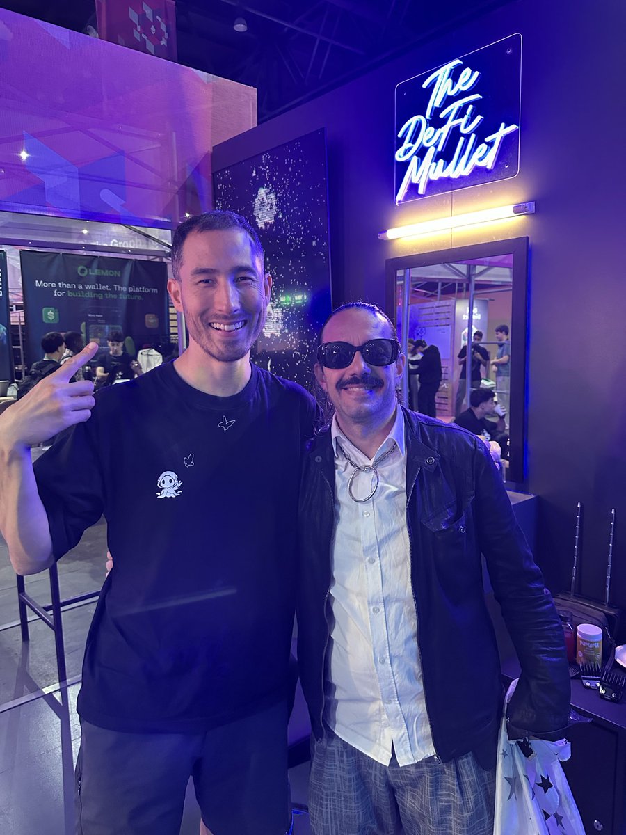 mcmoodoo's tweet image. Got the infamous @Morpho’s #DeFiMullet at the @Morpho booth at #devconnect 2025 in #BuenosAires following in the footsteps of the OG @MerlinEgalite