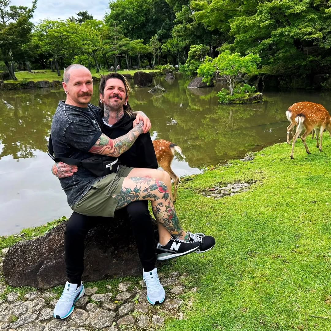 いよいよ12月、Tidebringerが日本へ帰ってきます!

バンドは初来日ツアーが本当に楽しかったようで
すぐに再来日に向けて動きました。
皆さんのTidebringerとの思い出はありますか？

写真やコメント
リポストで教えてください！

#Tidebringer 
<a href="/TidebringerCA/">Tidebringer</a>