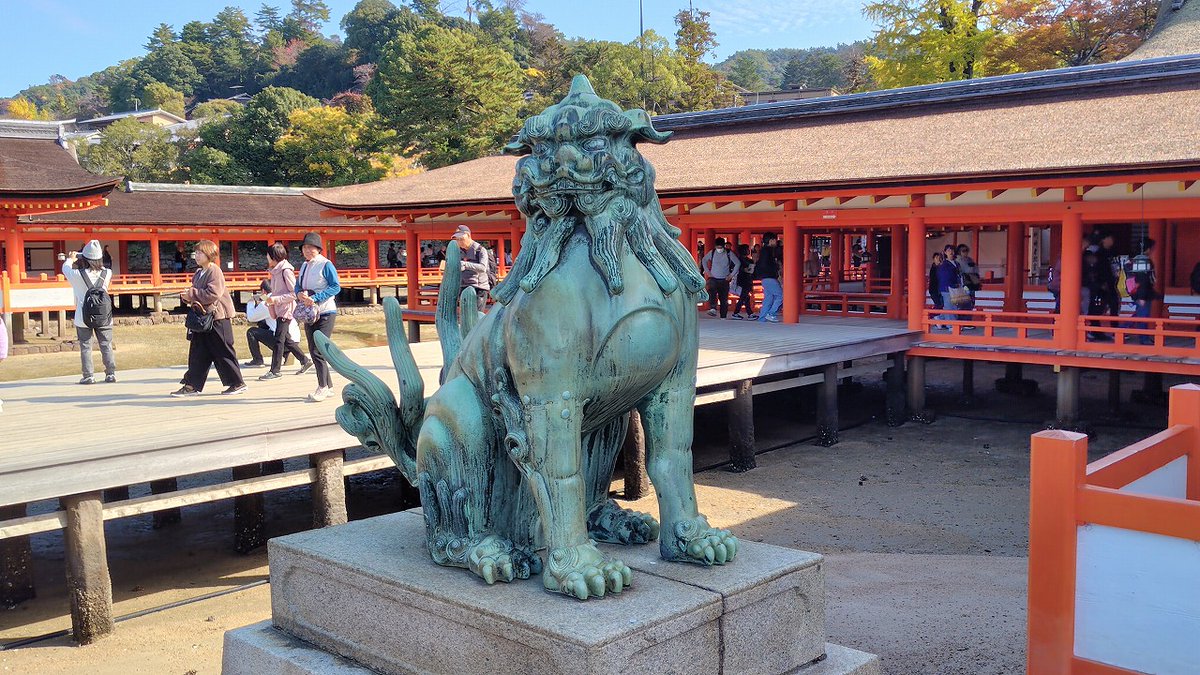 Choppar11's tweet photo. 広島県廿日市市の厳島神社⛩️へ。西暦593年に創建された安芸国一之宮。全国に約500社ある厳島神社の総本社です。 https://t.co/SktGWzhHqT