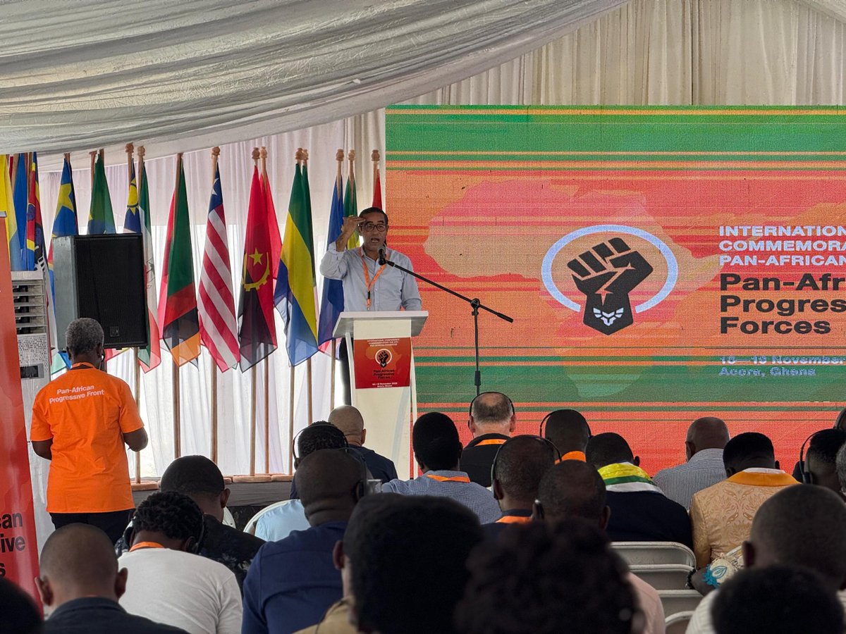 PanAfrican_PF's tweet image. FRED M&apos;MEMBE, LEADER OF THE SOCIALIST PARTY OF ZAMBIA SHARES A SOLIDARITY MESSAGE ALONG WITH VARIOUS LEADERS LIKE HON. MARTIN FAYULU, HON. YOUSSEF TARCHOUN AND MANY MORE AT THE CONFERENCE. 
#manchestertoaccra #ppf #AfricanUnity