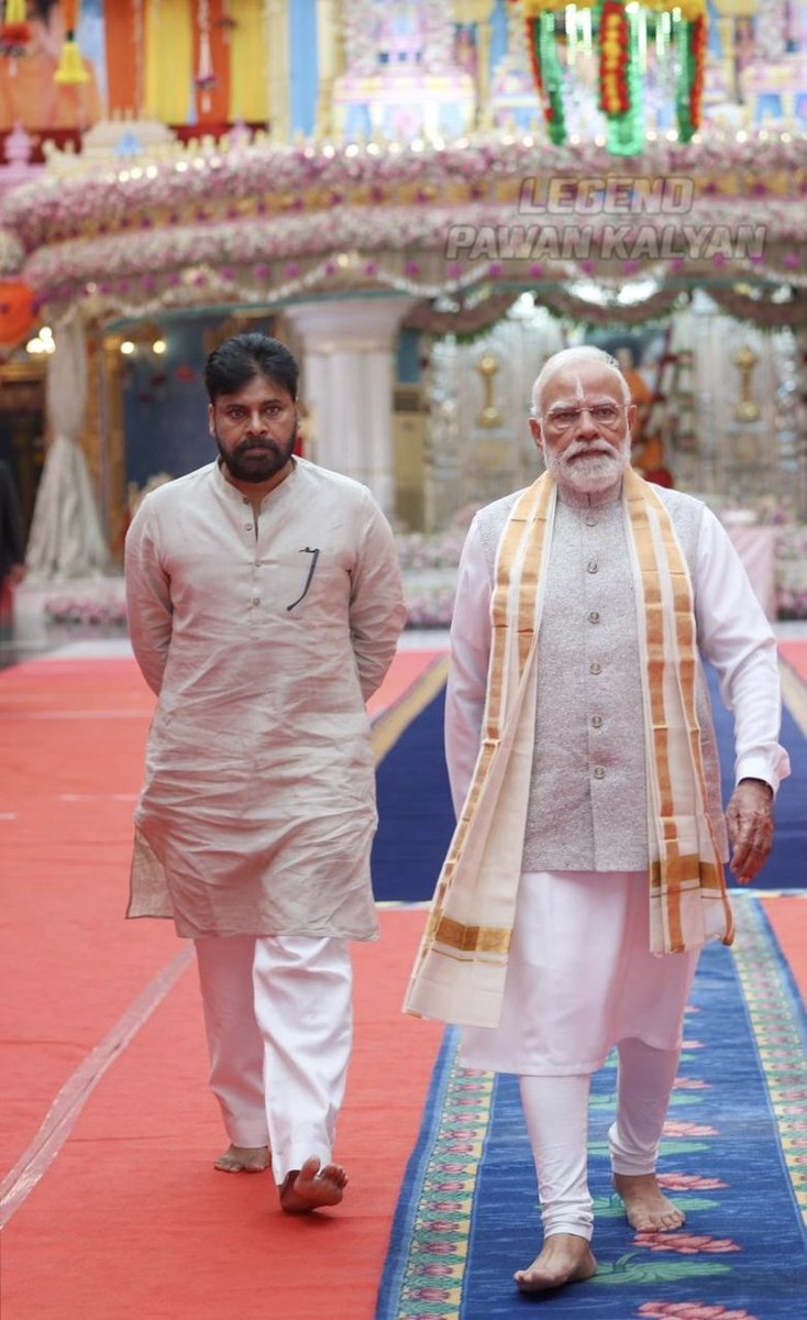 Ni Venaka Edho Power Vundhi <a href="/narendramodi/">Narendra Modi</a> 🔥

#PawanKalyan