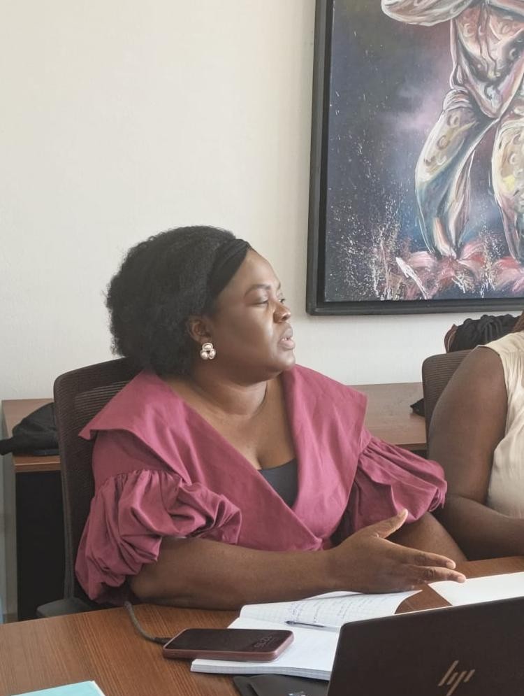 MINCOM_CI's tweet image. La DCP, conduite par Mme Michelle HOUPHOUET, a poursuivi sa mission de modernisation de l’affichage publicitaire à Bouaké ce 18 novembre 2025. Objectif : harmoniser les dispositifs et améliorer le cadre visuel urbain, conformément aux orientations nationales.
#MICOM