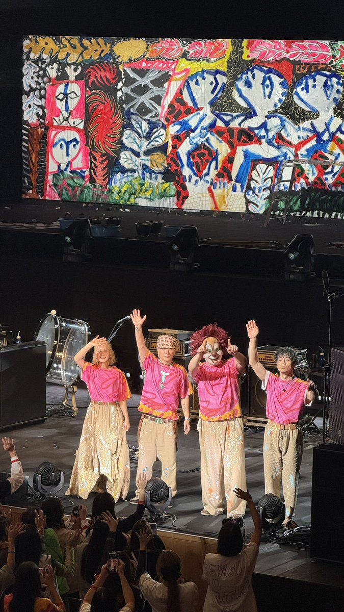 Phoenix最高すぎたよ！

#SEKAINOOWARI 
 #Phoenix