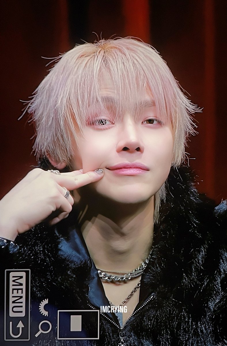 imcrying______'s tweet photo. 251119
#니콜라스 #NICHOLAS #ニコラス #王奕翔 #andTEAM https://t.co/afSoTl70k4